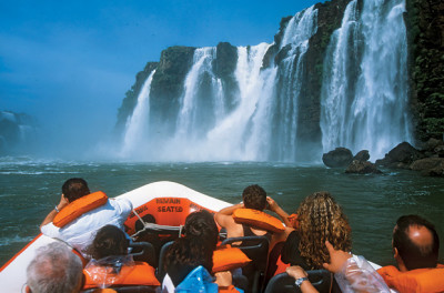 Você já conhece Foz do Iguaçu? Não perca mais tempo!